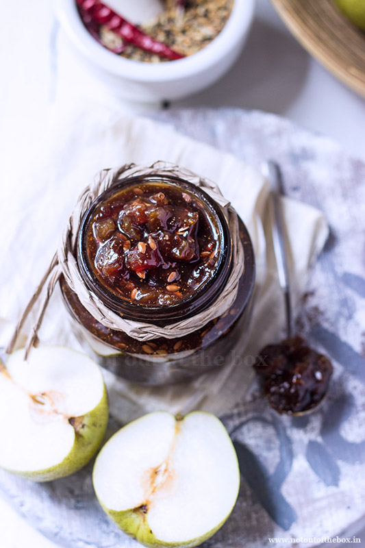 Pear and Dates Pickle