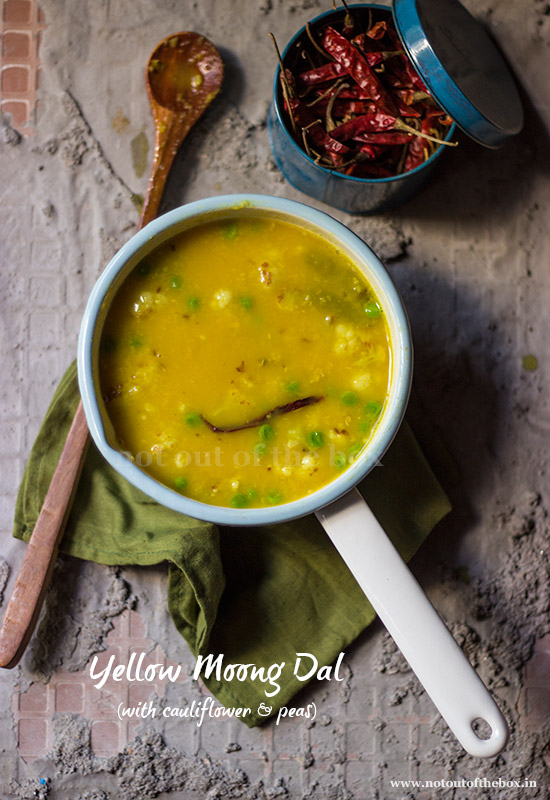 PhulKopi Motorshuti diye Moong Dal/Yellow Moong Dal with Cauliflower & Peas