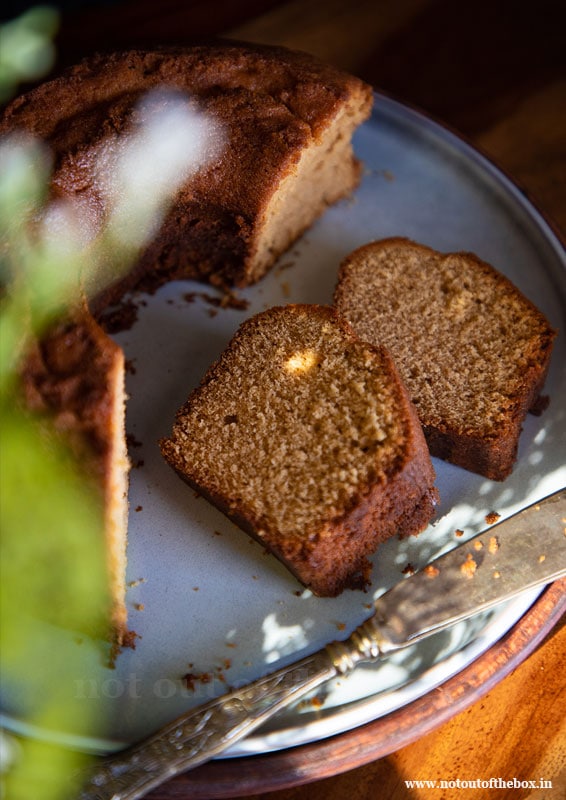 Khejur Gur Cake / Date Palm jaggery Cake