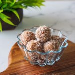 10 minutes Coconut Dates Balls