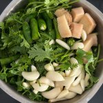 Ingredients for herb paste